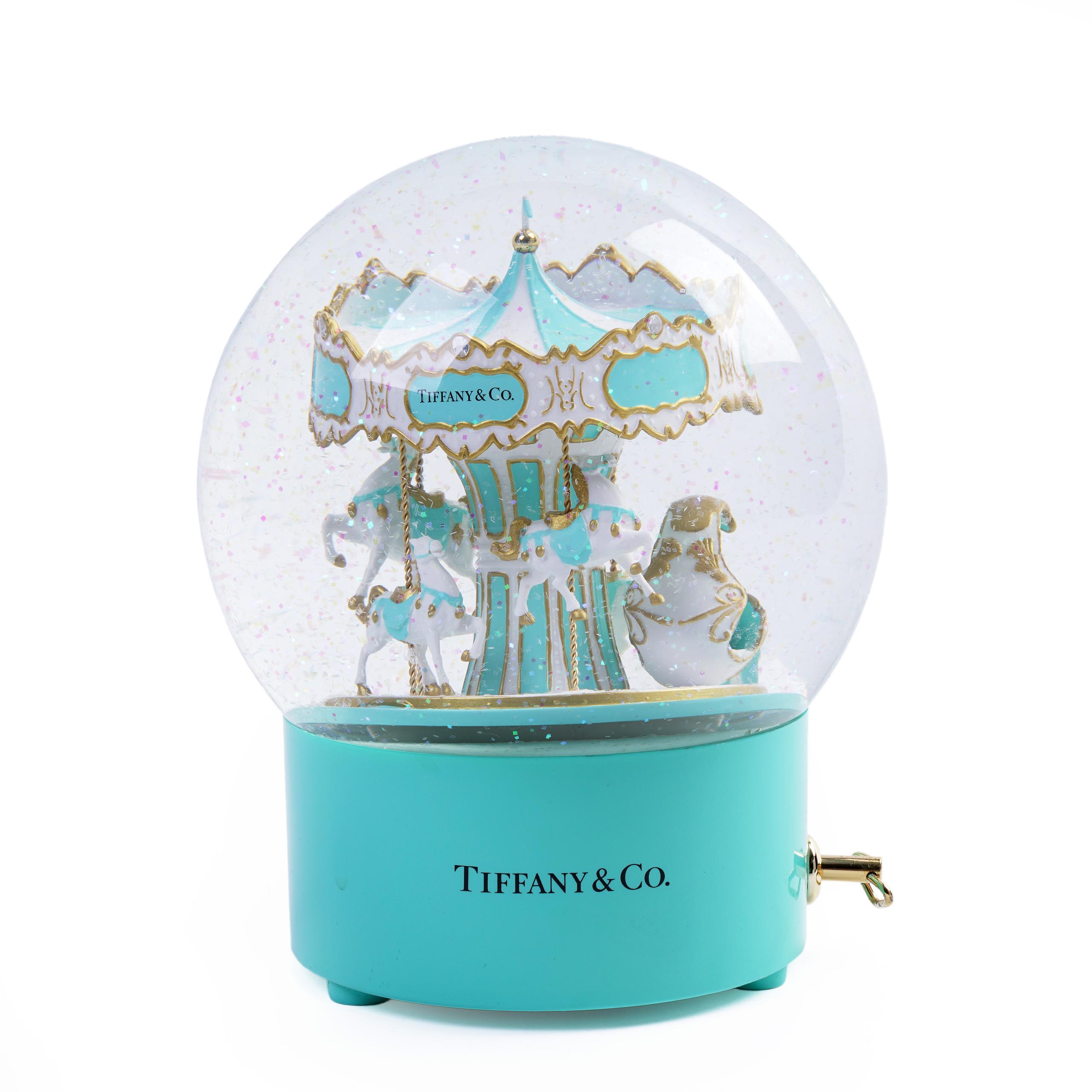 Sold at Auction: TIFFANY & CO Big snow globe in blue plexiglas bleu