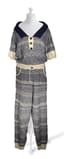 CHANEL
cashmere suit comprising sweatshirt and trousers