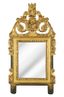 MIROIR DE STYLE LOUIS XV EN BOIS SCULPTÉ ET DORÉ
France, 19ème siècle