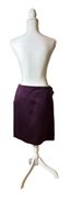 [SANS RESERVE]
LANVIN, PRÊT-À-PORTER PRINTEMPS 2013
Jupe en soie violette avec ruban noir