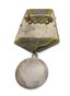 ENSEMBLE DE SIX ORDRES SOVIÉTIQUES ET UNE MÉDAILLE