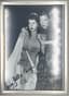 COLLECTION OF SIGNED PHOTOGRAPHS & POSTCARDS OF OPERA SINGERS
1) Three framed photos
2) A photo album with about twelve signed portrait photographs.
3) A photo album of approximately 70 photos of portraits, signed photographs, stamped by the photographer on the back. 15 x 10,5 cm
4) 37 autographed photographs and postcards, 1960s-1970s