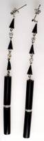 Onyx earrings
Art deco earrings. Set with 0,35ct diamonds