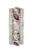BAGUE EN OR GRIS 18K, DIAMANTS ET RUBIS