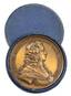 Médaille commémorative de 250 ans de la Garde russe et de 250 ans de la bataille de Narva en 1700. Bronze. D. : 59 mm....