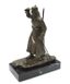 SCULPTURE SOVIÉTIQUE EN BRONZE ‘BOUDIONNOVETS À SKIS’
Vsekokhudozhnik, Moscou, 1932