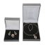 PARURE EN OR ROSE 18K, DIAMANTS, SAPHIRS ET SAPHIRS CABOCHON (AVEC CERTIFICATS)
