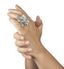 DIOR HAUTE JOAILLERIE
ROSE DIOR BAGATELLE BAGUE EN OR GRIS 18K ET DIAMANTS