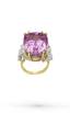 Kunzite ring
Yellow gold ring holding a kunzite of 41.83 cts and 6 baguette diamonds on the sides (for a total of 2.87 cts). Weight: ...
