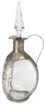DEUX CARAFES EN VERRE À MONTURE EN ARGENT, VERS 1900
