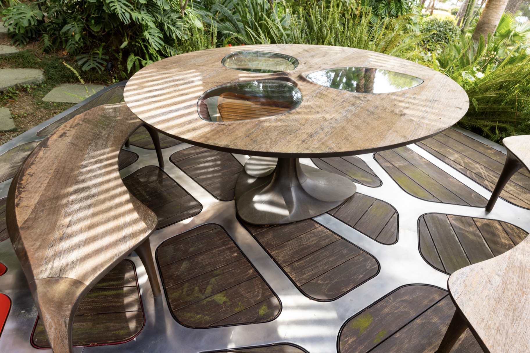 Volu Dining Pavilion — table and benches
